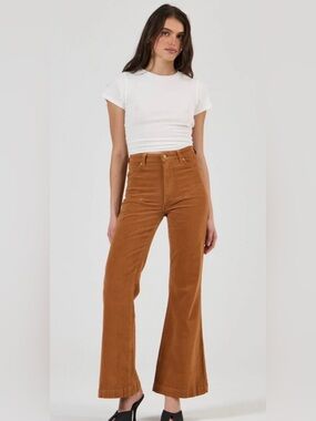 ROLLA'S Retro-style High-Rise Flared Corduroy Pants in Caramel Women’s Size 26”